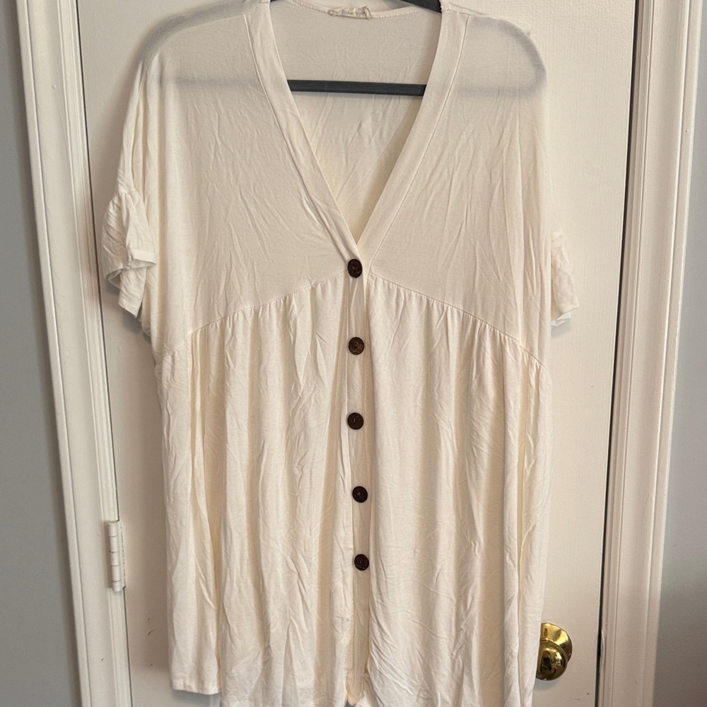 Beeson River Cream Button-Front V-Neck Babydoll Top